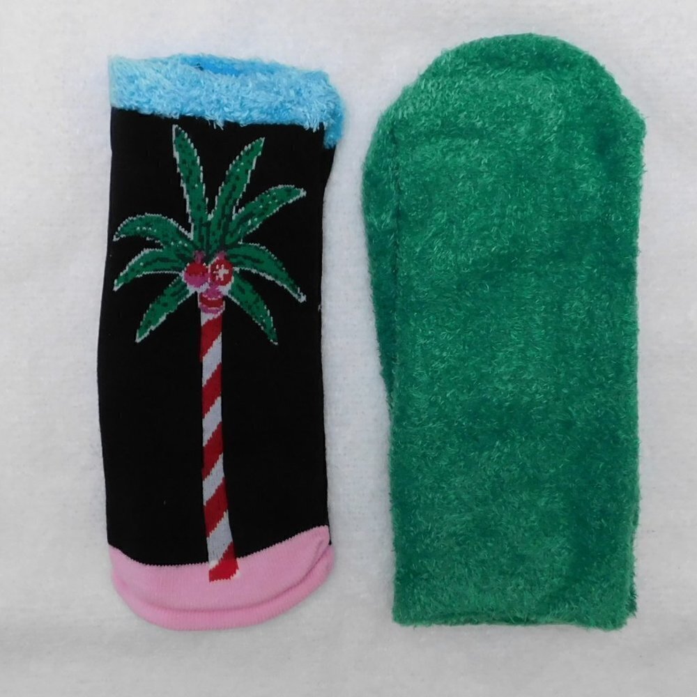 F128 Hue 2-Pk. FA LA LA Footsie Socks Gift Box